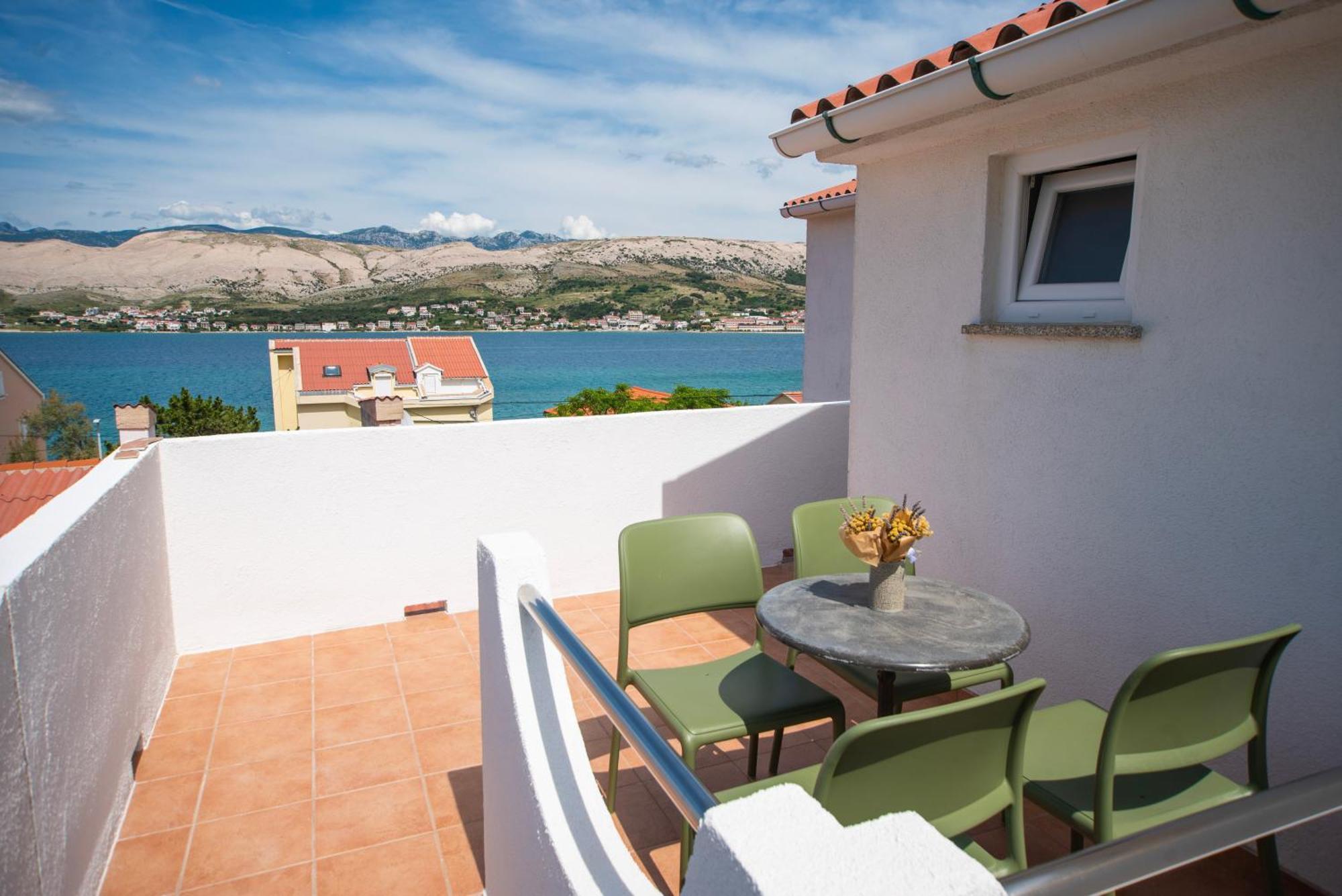 Apartments Andreja Pag Town Dış mekan fotoğraf