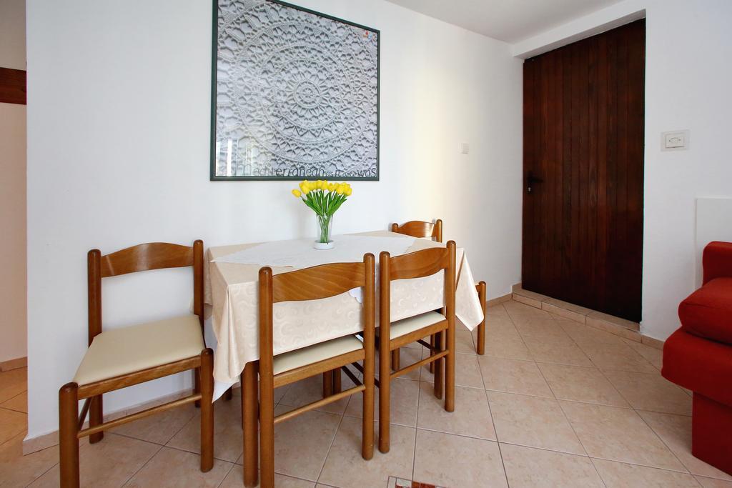 Apartments Andreja Pag Town Dış mekan fotoğraf
