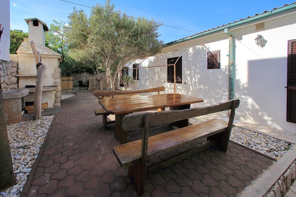 Apartments Andreja Pag Town Dış mekan fotoğraf
