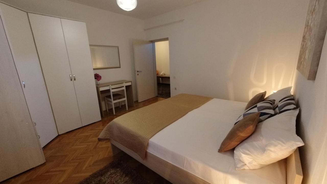 Apartments Andreja Pag Town Dış mekan fotoğraf