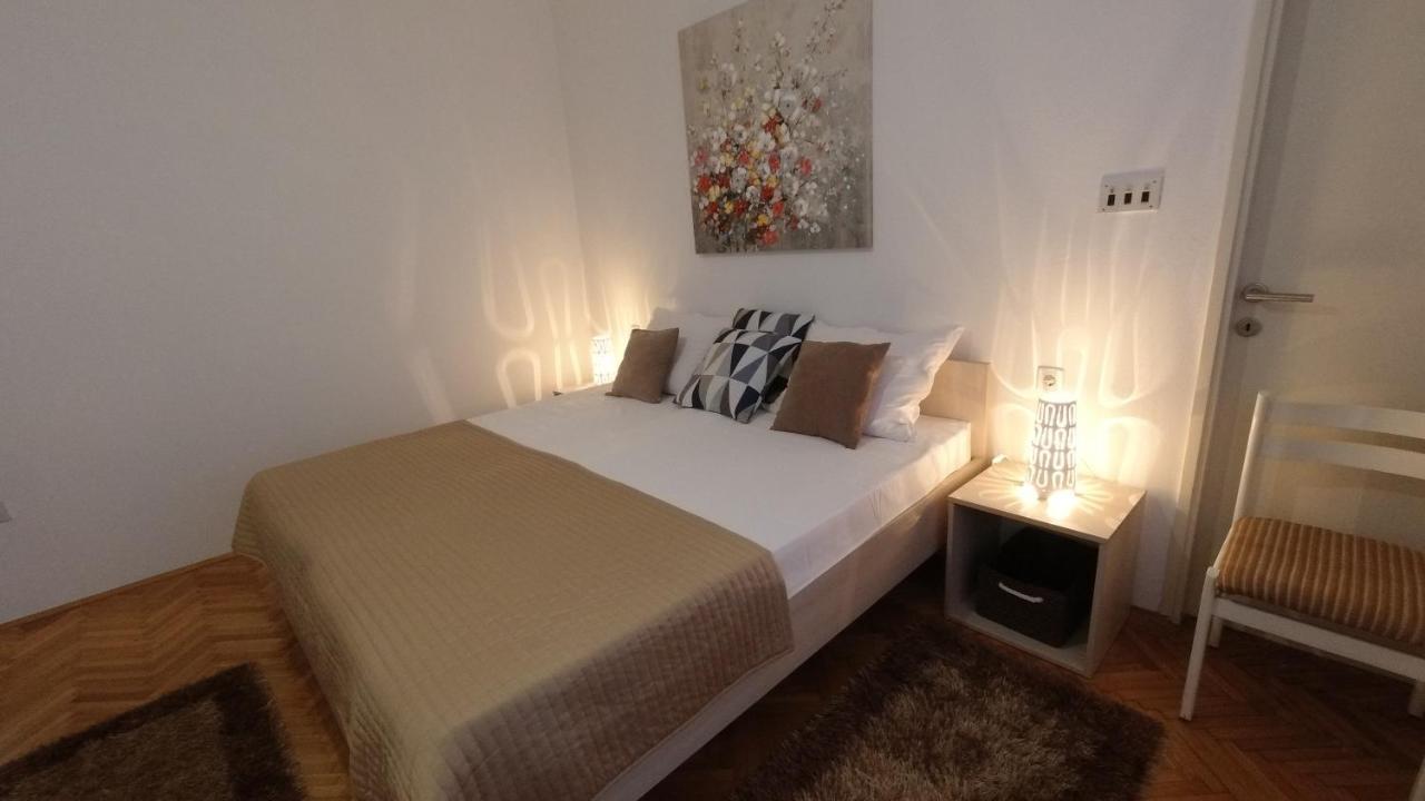 Apartments Andreja Pag Town Dış mekan fotoğraf